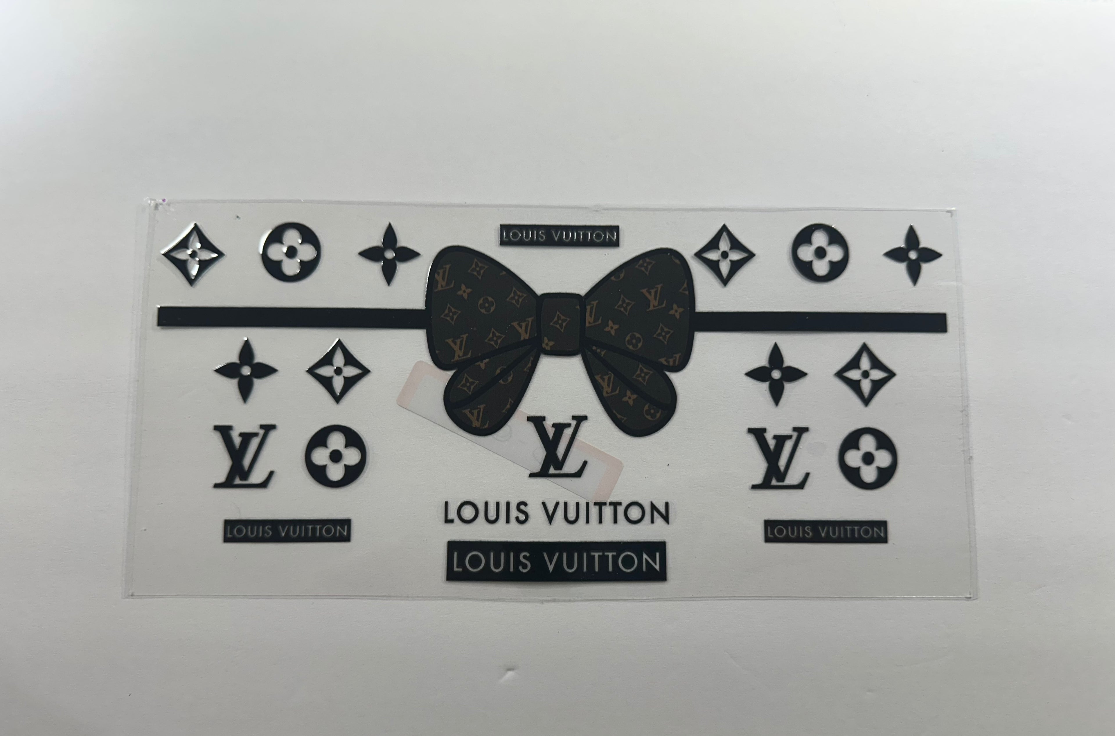 B-004 Louis Vuitton bows