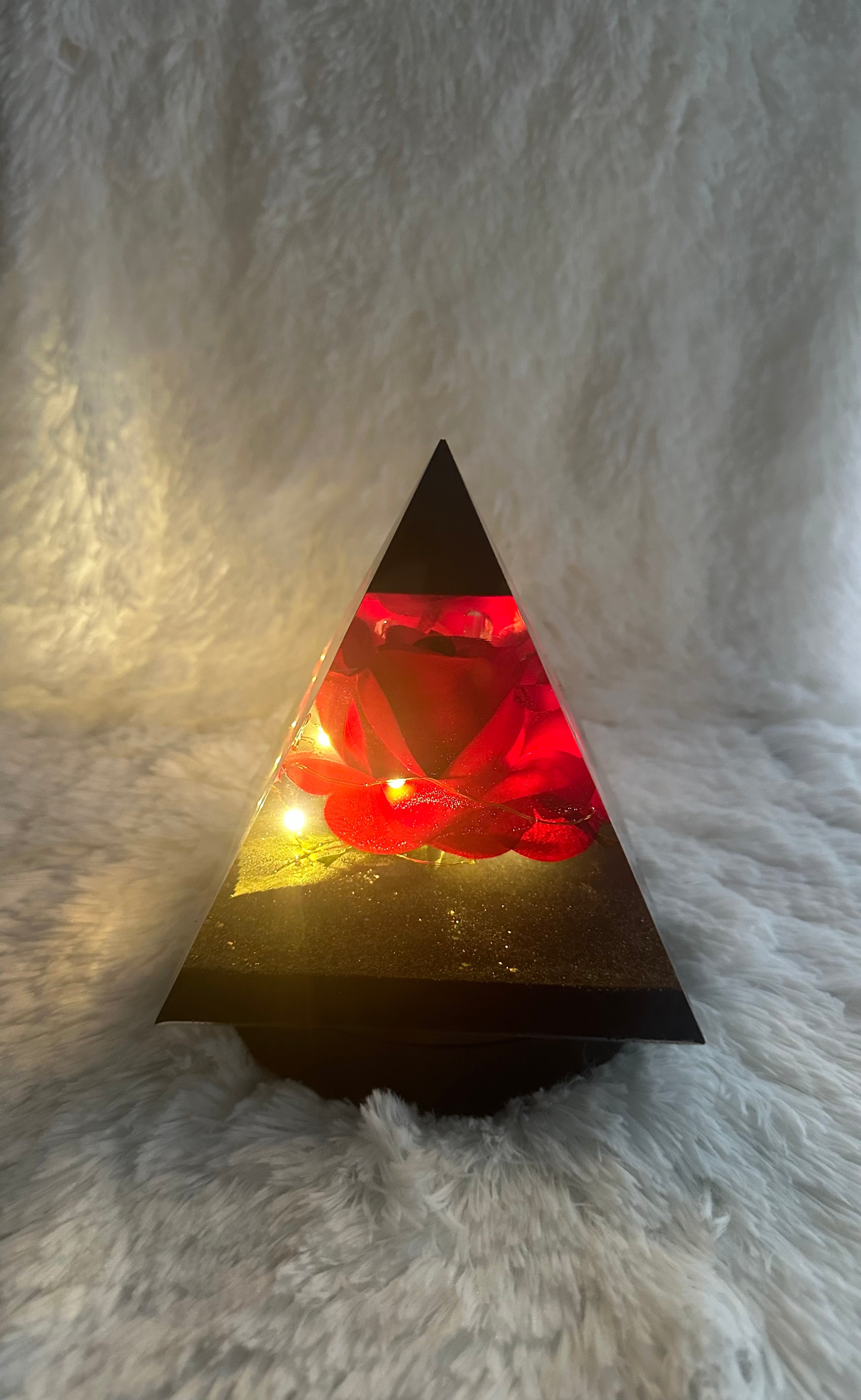 Rose Pyramid