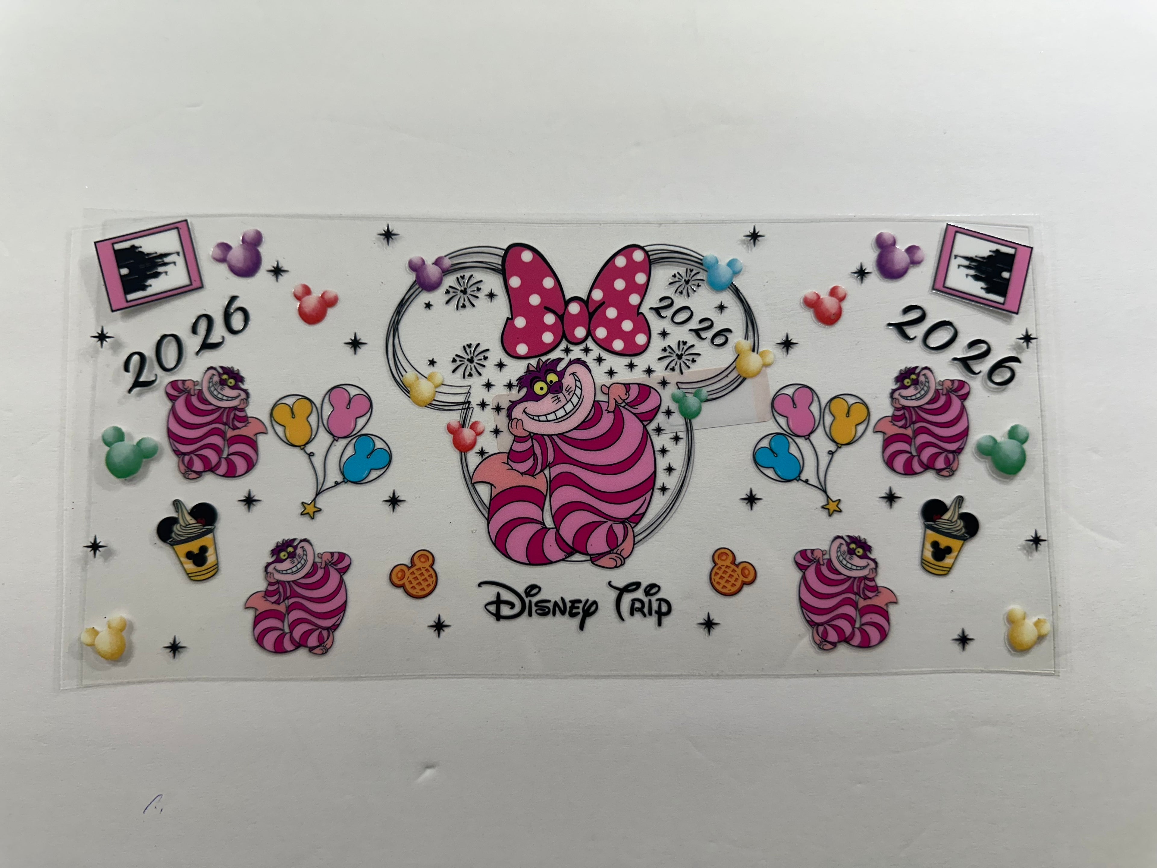 D-32 Cheshire Cat & bows