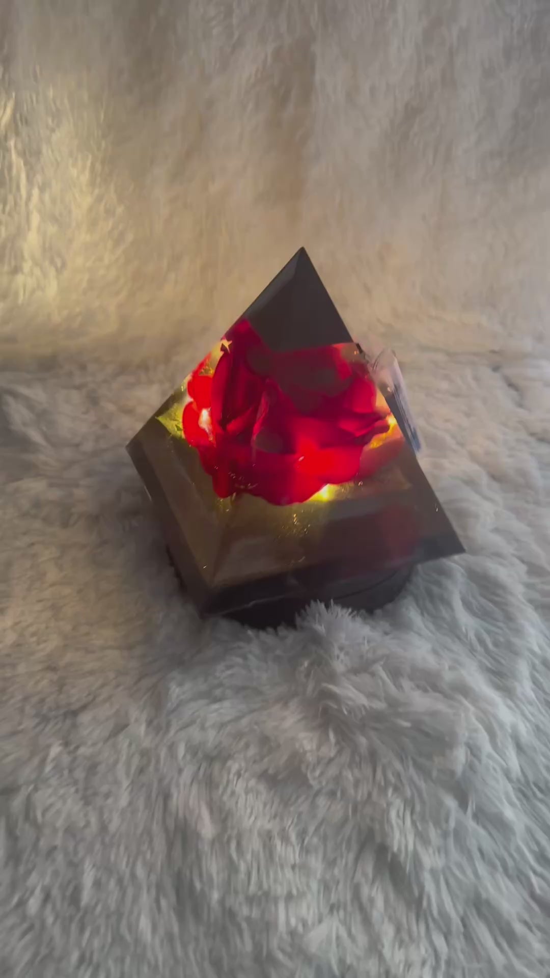 Rose Pyramid